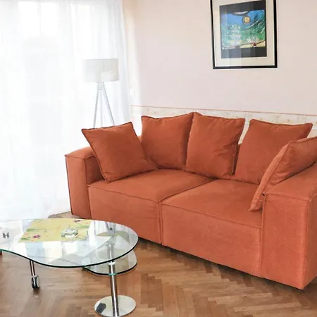 Gustls Hus, App 1 Appartamento *